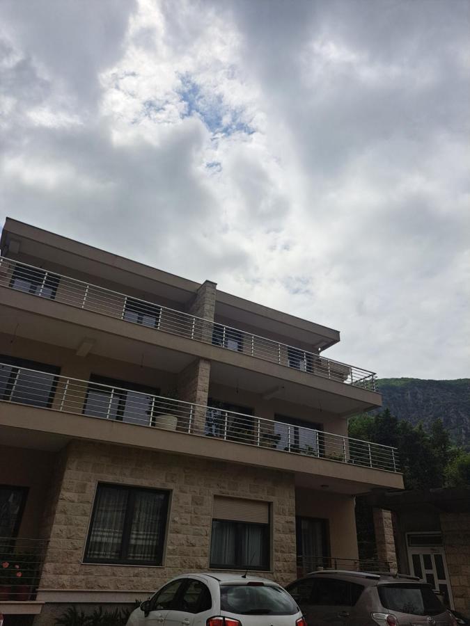 Apartment Benvenuti Kotor Bagian luar foto